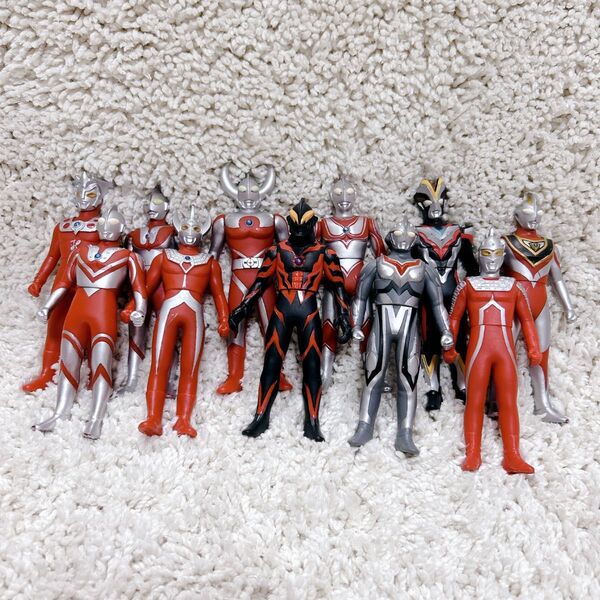 【11体まとめ売り】 ウルトラマン ソフビ フィギュア 2012年製 2013年製 円谷プロ まとめ セット 卒業 おもちゃ 玩具