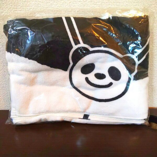 しろくまカフェ パンダくんのフード付きタオル 大江戸温泉物語 限定商品 廃盤 タオル グッズ
