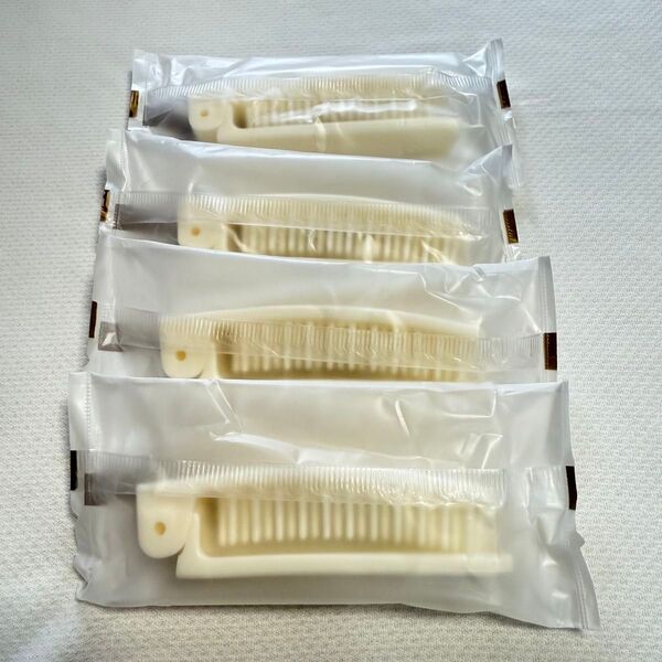 新品未開封 折りたたみ コーム ヘアブラシ ホテル アメニティ 使い捨て