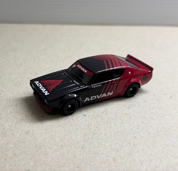 ルース品 _ ホットウィール 日産 スカイライン 2000GT-R LBWK _ アドバンレーシングチーム _ ミニカー HW