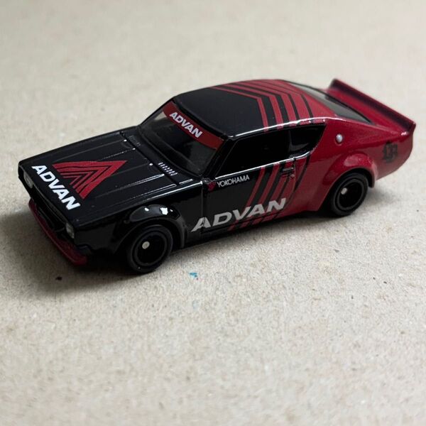 ルース品 _ ホットウィール 日産 スカイライン 2000GT-R LBWK _ アドバンレーシングチーム _ ミニカー HW
