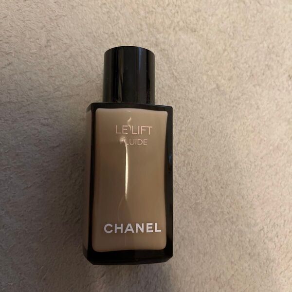 CHANEL シャネル ル リフト フリュイド 50ml