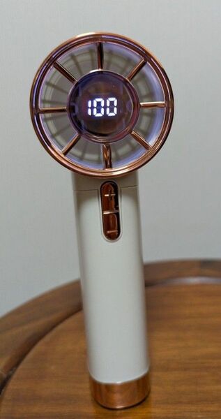 ハンディファン(強力・充電式) 100段階風力調節、高速モーター