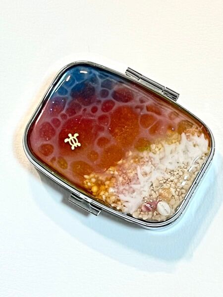 訳あり③ 星の砂 沖縄産貝 淡水パール ハンドメイド 小物入れ ピルケース 夕暮れ サンセット ホヌ