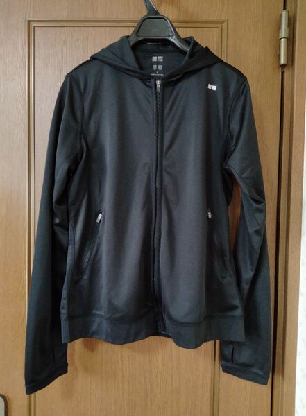 UNIQLO ドライEX UVカットフルジップパーカ(長袖)BLACK 黒 Lサイズ