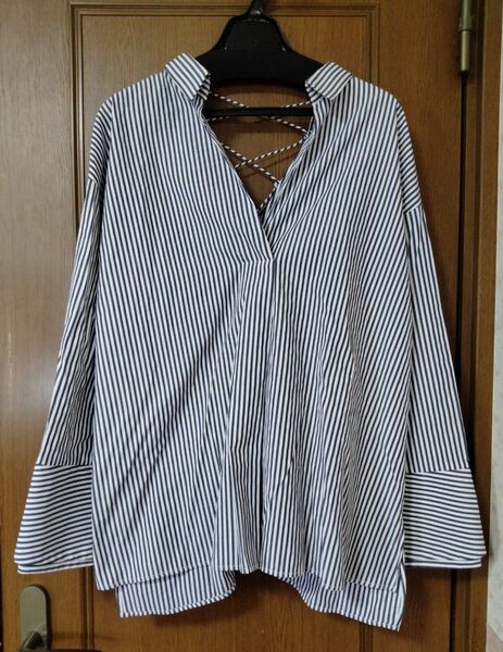 YEVS スキッパーシャツ バックレースアップ ブルー ストライプ