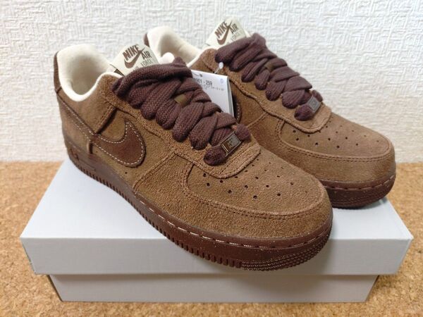 未使用品 NIKE WMNS AIR FORCE1 24cm
