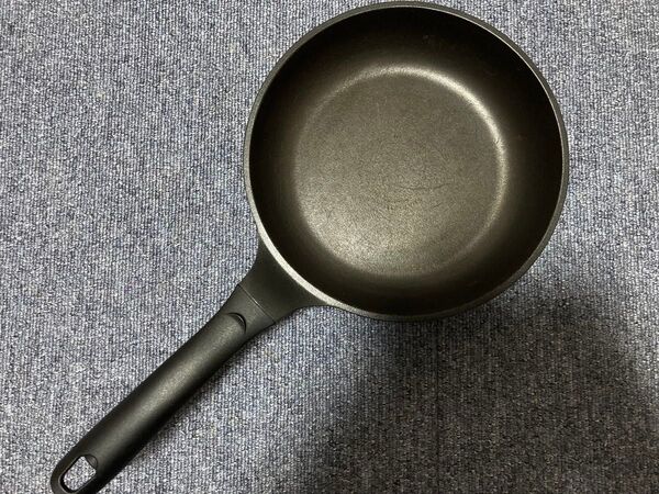 フライパン 小型 軽量タイプ 約20cm