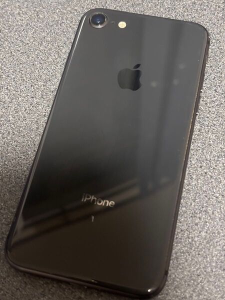 Apple iPhone8 64GB SIMフリー