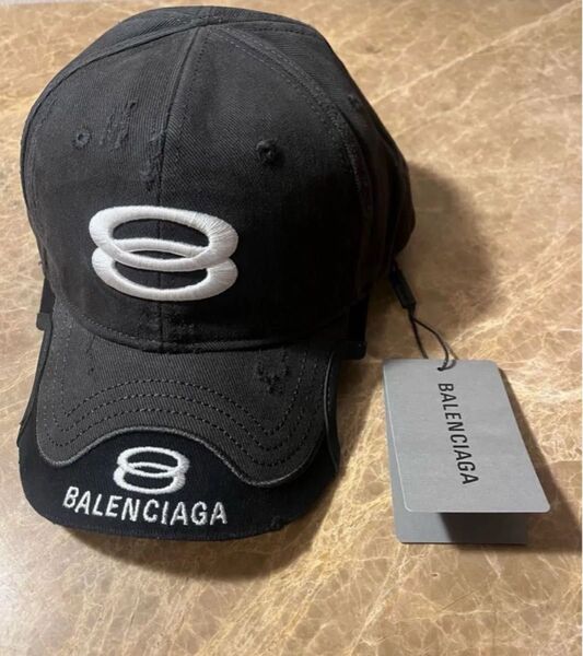 BALENCIAGA Loop Sports Icon cap ダメージ加工