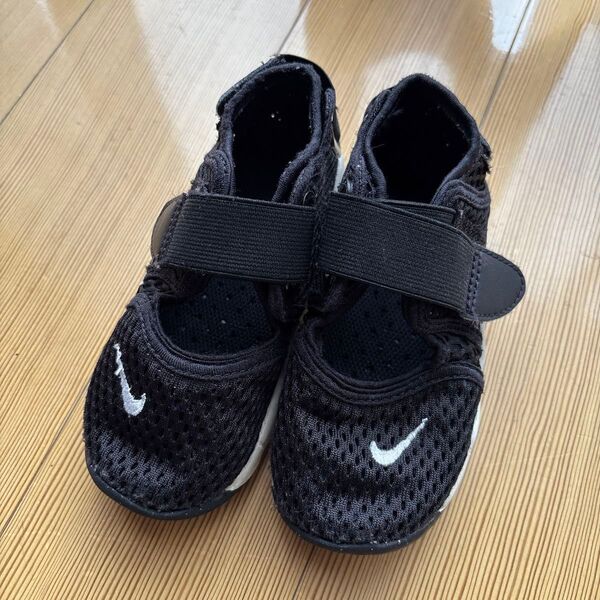 NIKE ナイキ リフト シューズ 14cm 黒 ブラック