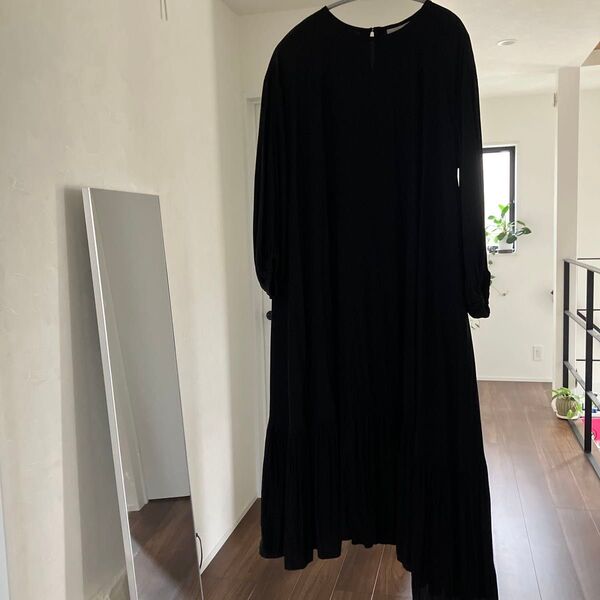 ビアズリー ワンピース ブラック