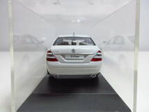 1/43 メルセデスベンツ Sクラス　Mercedes-Benz S600L S-Klasse　W221　ミニカー　ホワイト_画像4