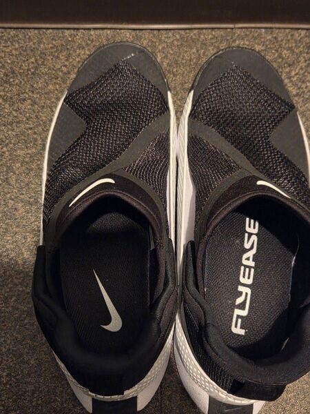 NIKE ナイキ ゴー フライイーズ 24.5cm