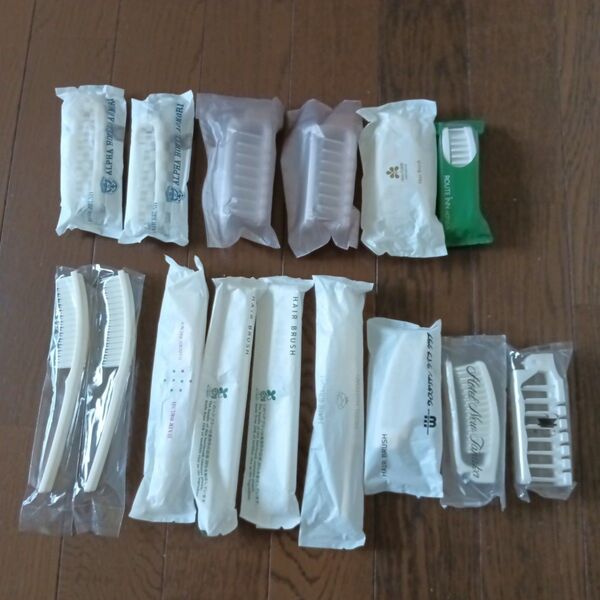 ホテルアメニティ ヘアブラシ くし まとめ売り【送料込】 コーム アメニティ 櫛 折りたたみ 使い捨て