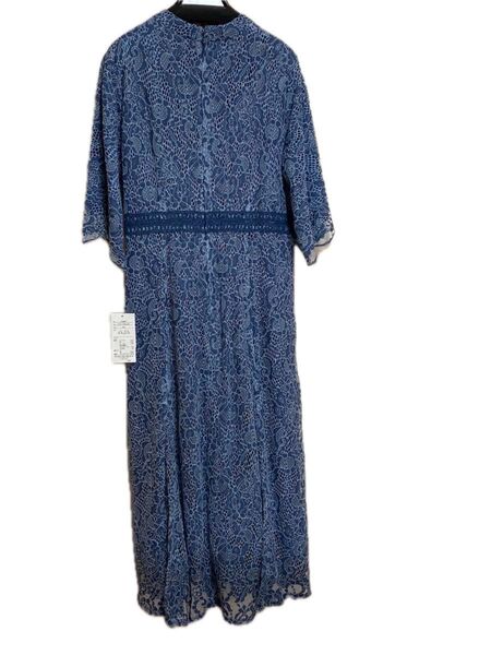 新品タグ付き★総レースワンピース パーティドレスにも 半袖 サックス系 総裏地付き