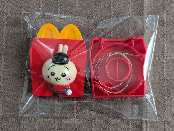 マクドナルド ハッピーセット ちいかわ うさぎのシールディスペンサー