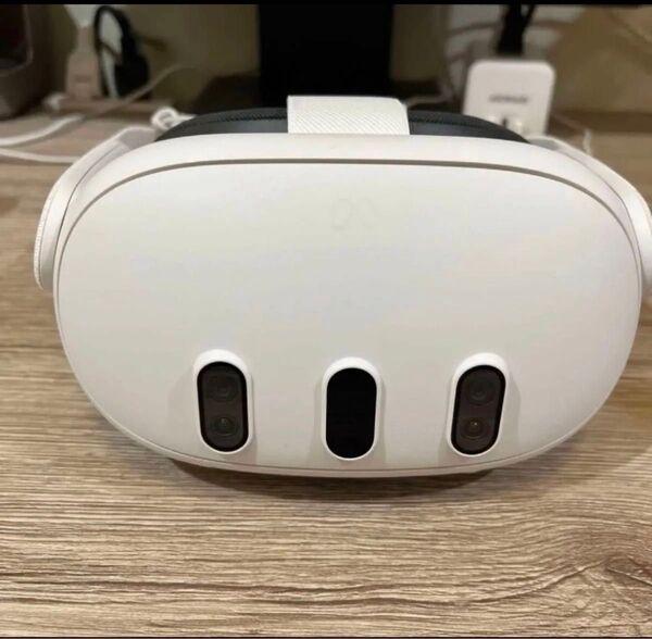 【美品】メタクエスト3 128GB おまけ付き