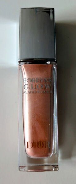 Dior FOREVER GLOW MANIMIZER フェイスカラー ゴールド ほぼ未使用