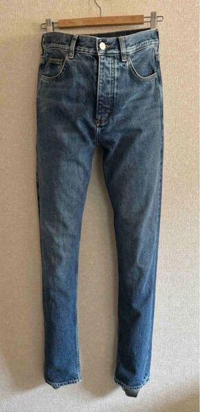 COS REGULAR-FIT TAPERED-LEG JEANS 29/32
