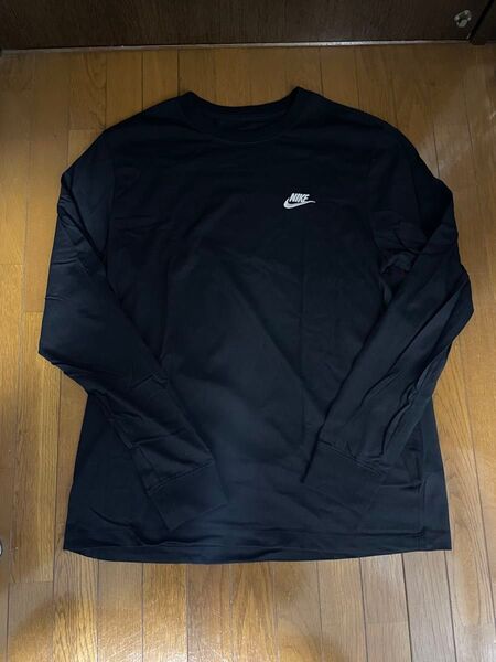 ナイキ Tシャツ 長袖 新品 未使用