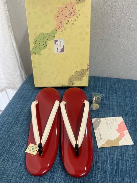 新品未使用★伊と忠 高級草履 赤 和装 着物 成人式 結婚式
