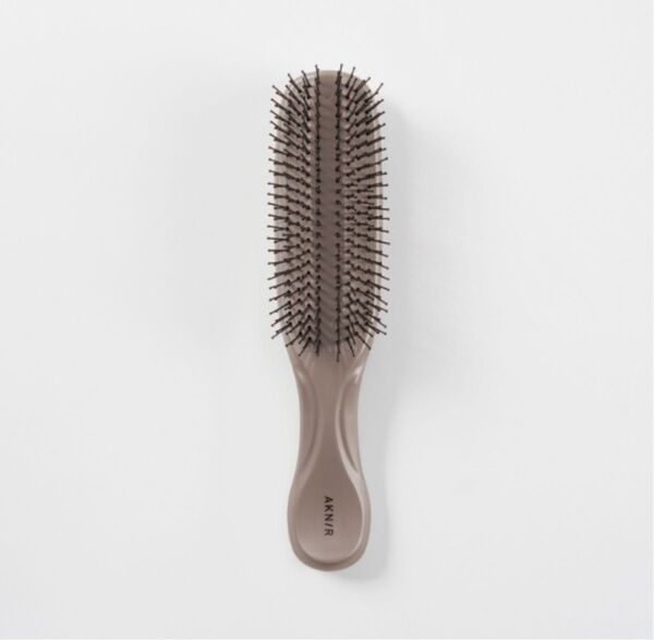 即日発送 新品 未開封 未使用 アクニー AKN/R 梨花 シャンプーブラシ 櫛くし ヘアブラシ スカルプケア AKNIR ブラシ