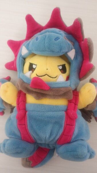 ポケモンセンター限定 ピカチュウ サザンドラ ぬいぐるみ