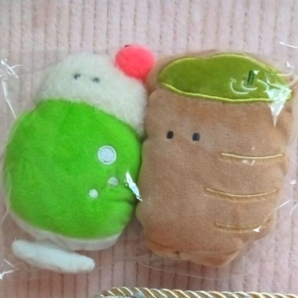 つぶらシリーズ☆かわいいマスコットキーホルダー クリームソーダ お茶茶柱 湯のみ 2個セット! 新品未使用