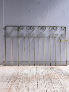  England antique iron fence gate . gardening 9516