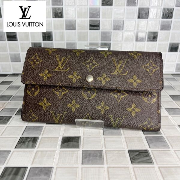 LOUIS VUITTON ルイヴィトン モノグラム折り財布 長財布 a50