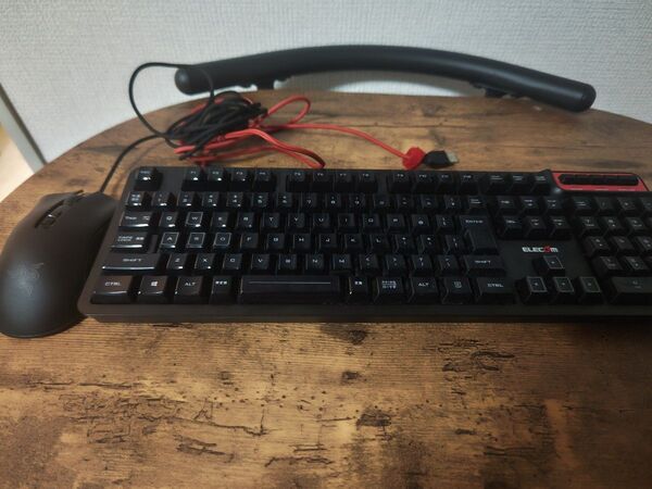 ELECOM ゲーミングキーボード Razer ゲーミングマウス 2点セット