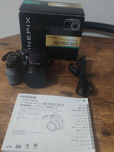 FUJIFILM FINEPIX S1500 デジタルカメラ