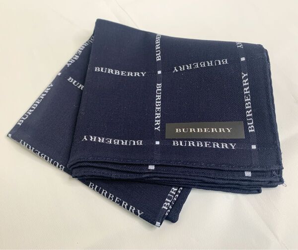 未使用 BURBERRY バーバリー 大判ハンカチ メンズ ネイビー 紺色 約46cm×約46cm