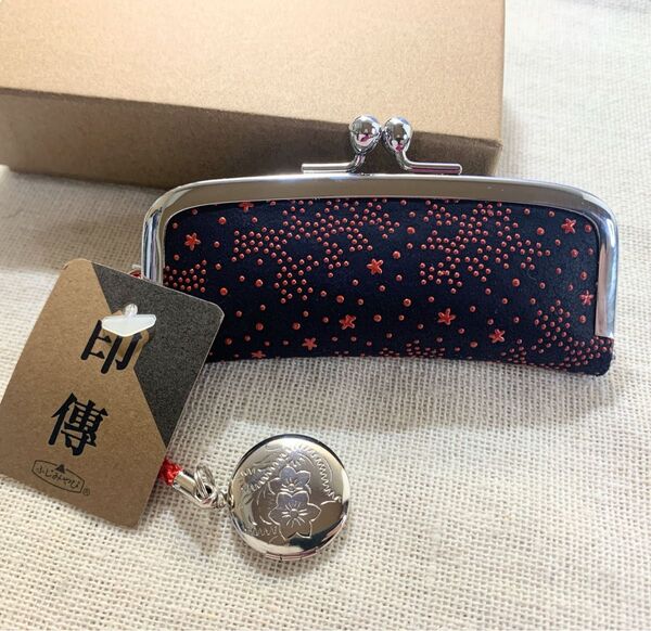【MM】未使用 甲州印伝 印傳屋 がま口 印鑑ケース INDEN-YA 紺地×赤柄 星柄