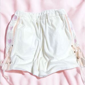 【新品】★定価4048円★ bobon21 ボボンニジュウイチ ベロア ショートパンツ ホワイト×ピンク 白