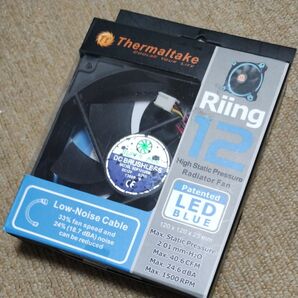 ポスト投函 新品未開封品 サーマルテイク CL-F038-PL12BU-A 120mmファン (ブルーLED)