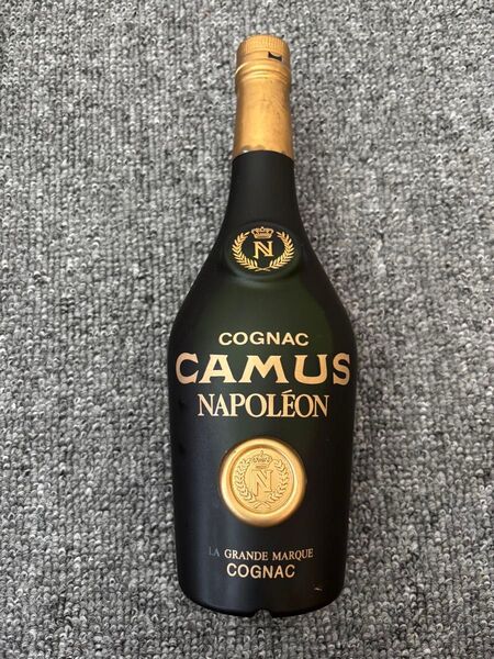 CAMUS NAPOLEON COGNAC 古酒