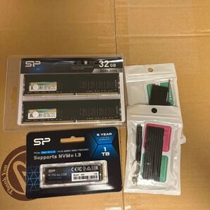 新品 シリコンパワー Silicon Power NVMe SSD A60 1TB DDR4 3200mhz 32GB メモリー