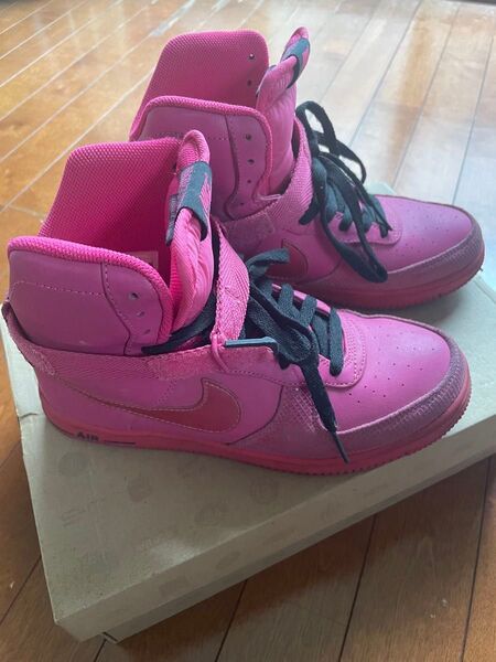 NIKE AIR FEATHER HIGHピンク ハイカットスニーカー24cm 箱あり