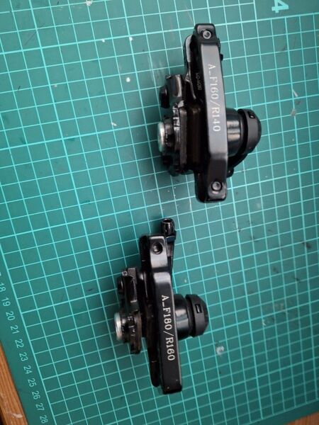 テクトロ Tektro 機械式 メカニカル ブレーキキャリパー ディスクブレーキ取り付けボルト付き