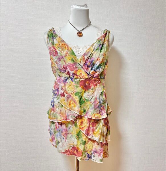 値下げ◎vintage used 古着 花柄 お花 グラデーション カラフル ノースリーブトップス ラッフル フリル ティアード