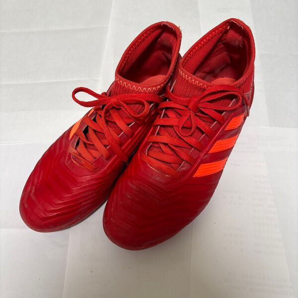 アディダスadidas Predator サッカーシューズ 赤 23.5cm