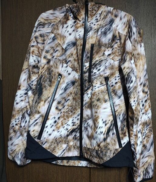 hummel ヒュンメル パーカー ウインドブレーカー マウンテンパーカ Mサイズ ナイロンジャケット