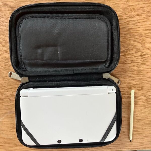 Nintendo 3DS LLホワイト+ソフト7本