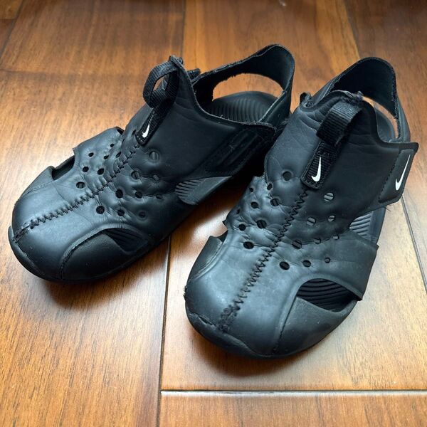 Nike サンレイプロテクト2 18㎝