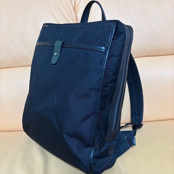 【美品】サムソナイトレッド ビジネスリュック ブラック 黒