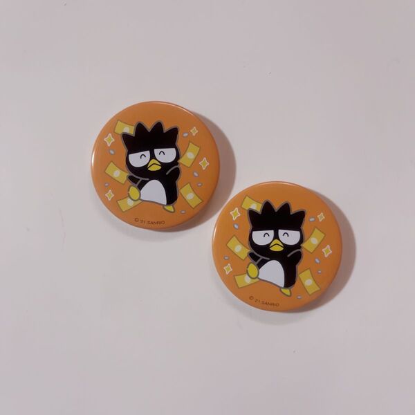 推しにときめくサンリオキャラクターズ バッドばつ丸 缶バッジ