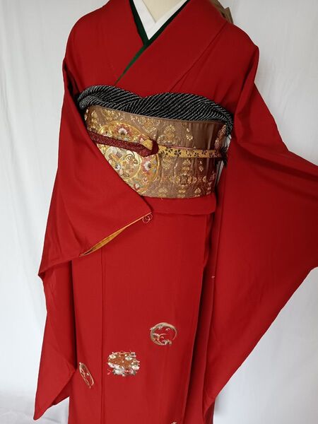振袖 赤 刺繍 成人式 卒業式 裄丈67cm 身丈156cm 25E-7