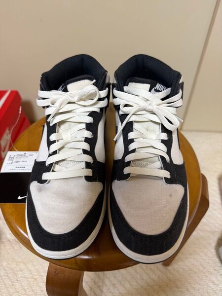 NIKE DANK MID26.5cm